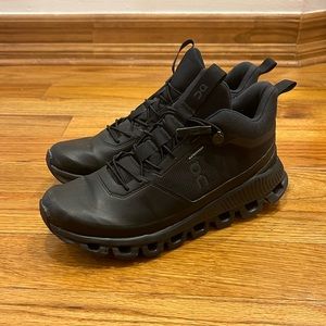 On Cloud Hi Waterproof Black Sneakers SZ Women's 9